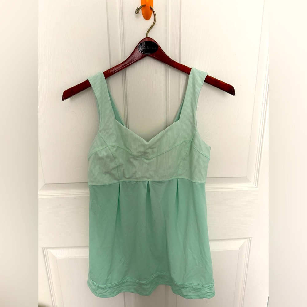 Lululemon Run Tame Me Tank Women’s Size 8 Heathered Mint Green Running Outdoors